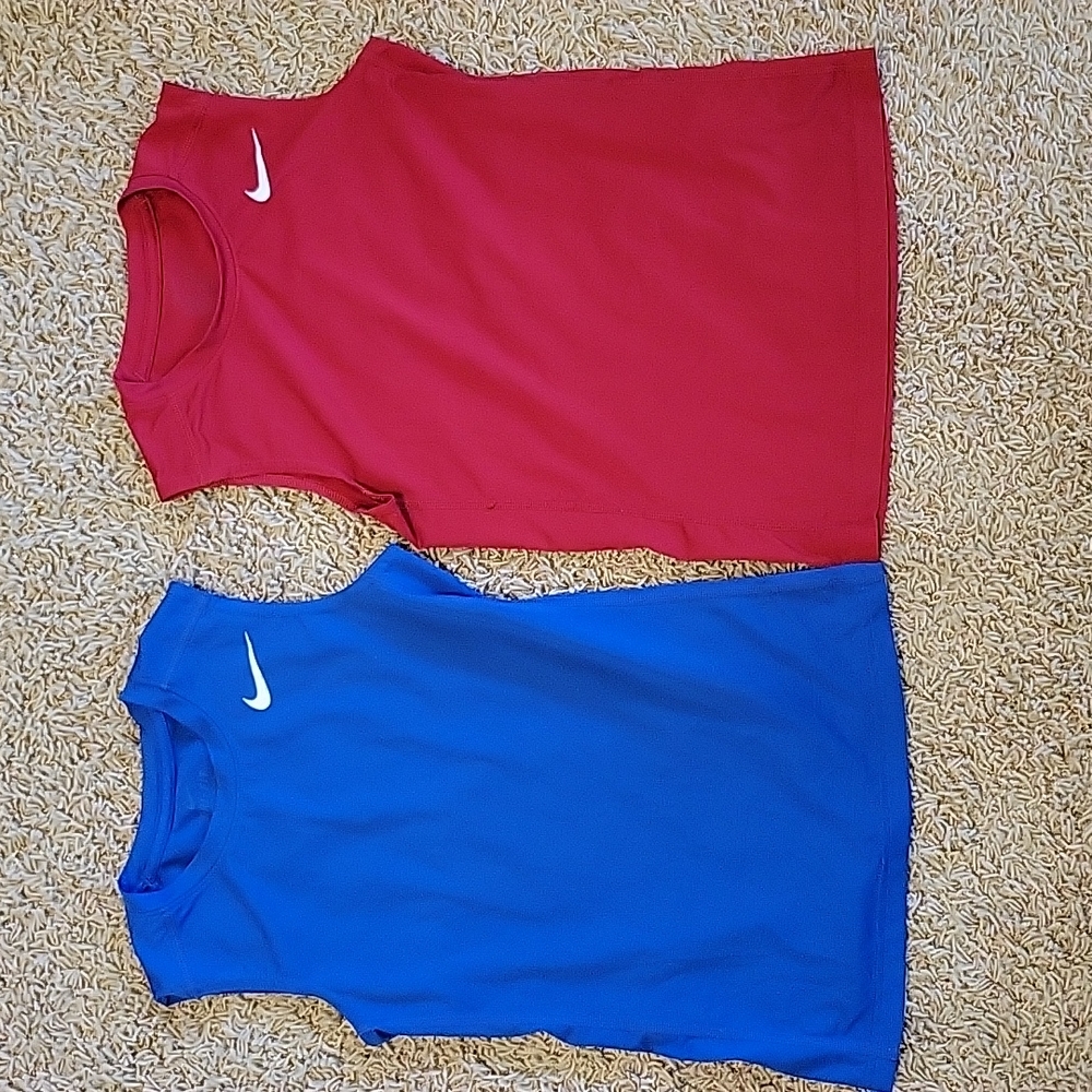 NIKE Boys tank tops size Small dri-fit